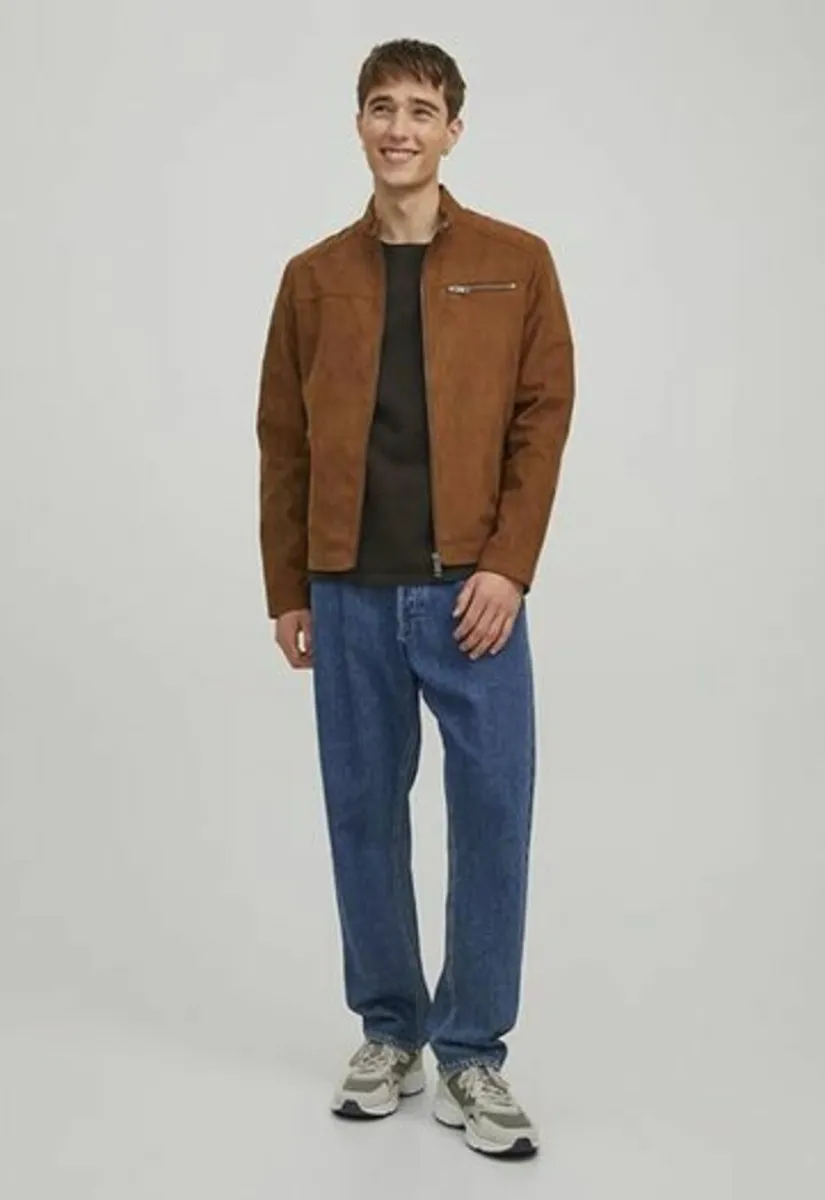 Jack & Jones Suede Mens Jacket L/XL. - Image 3