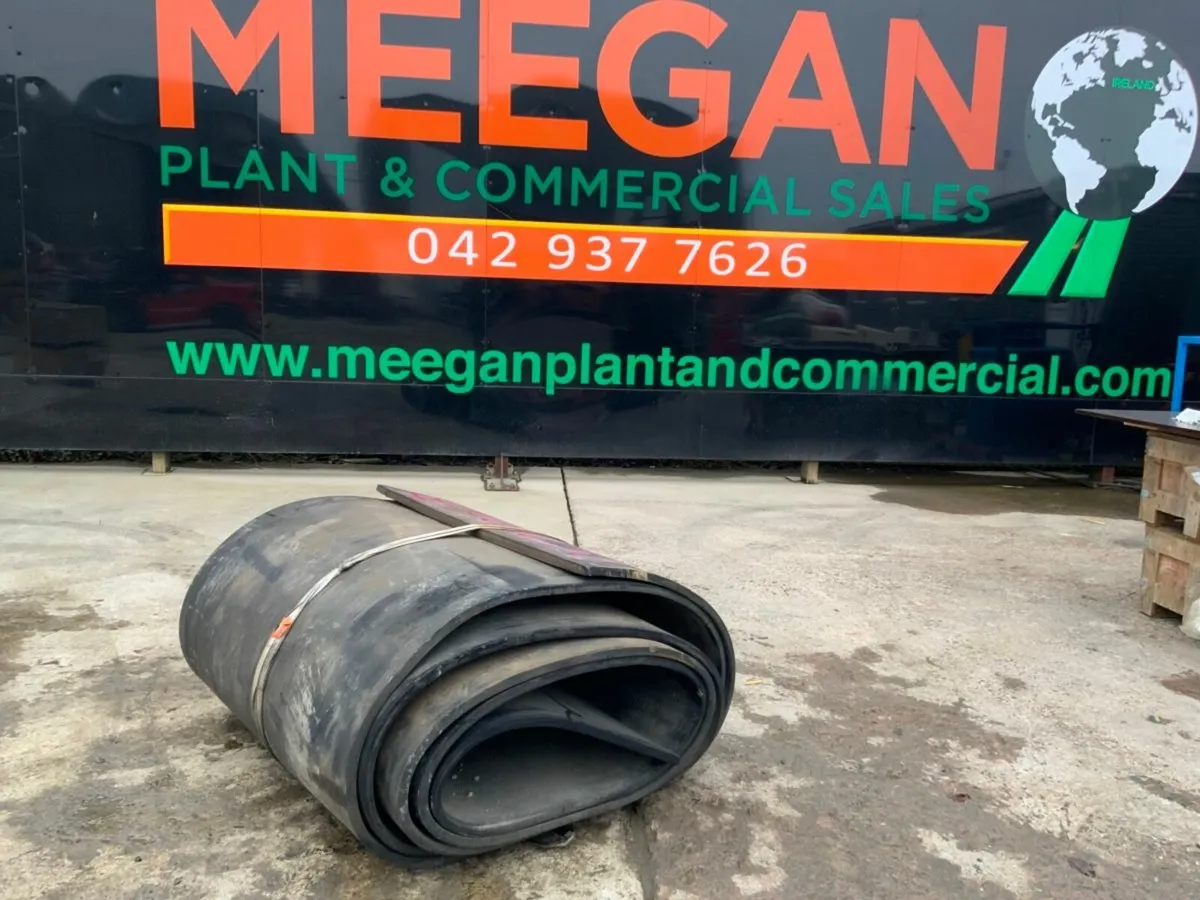 47" WIDE RUBBER MATTING....CUBICLE MATS....4725b. - Image 1