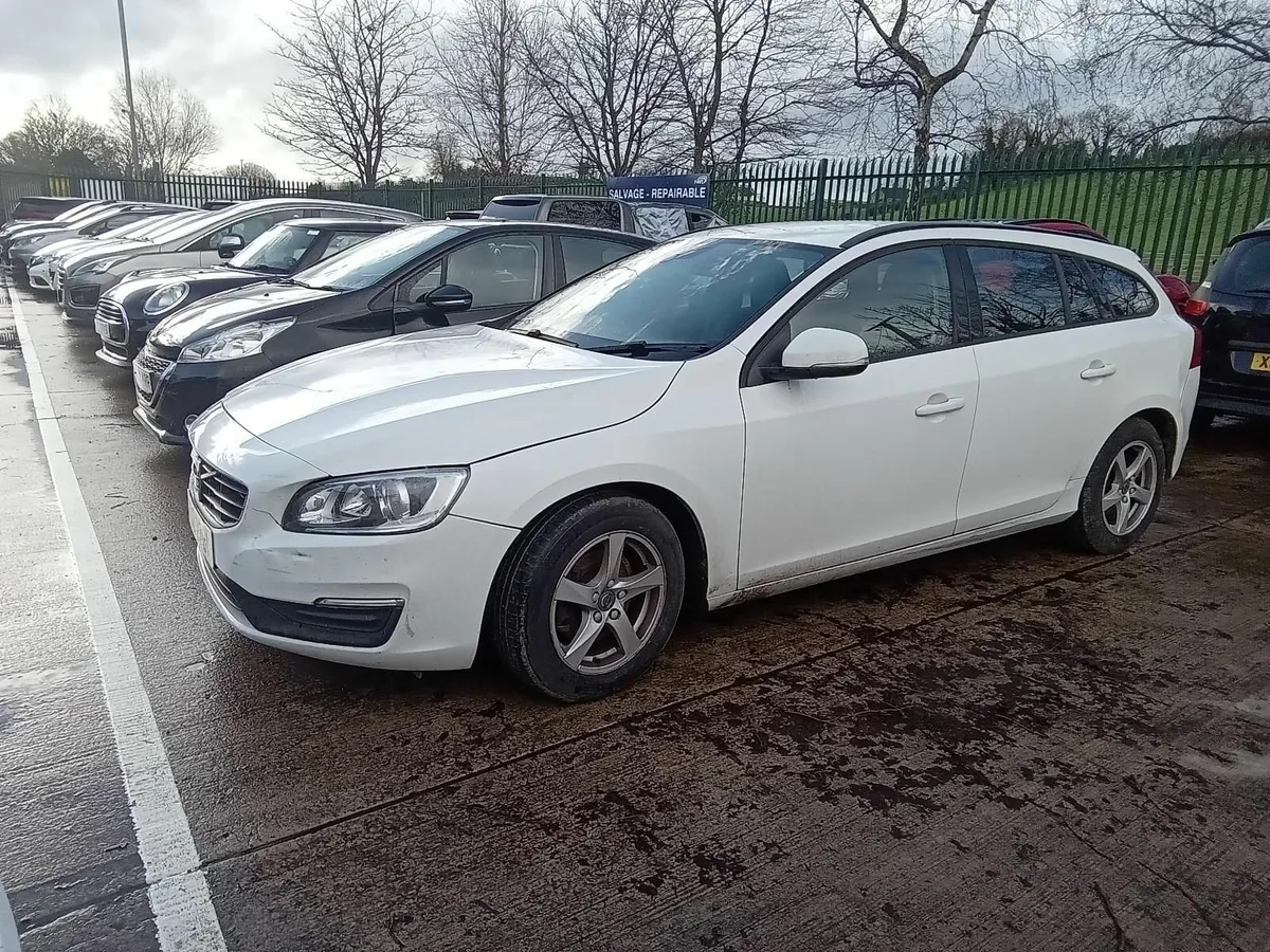2017 VOLVO V60 FOR SALE £3,250 ONO - Image 1