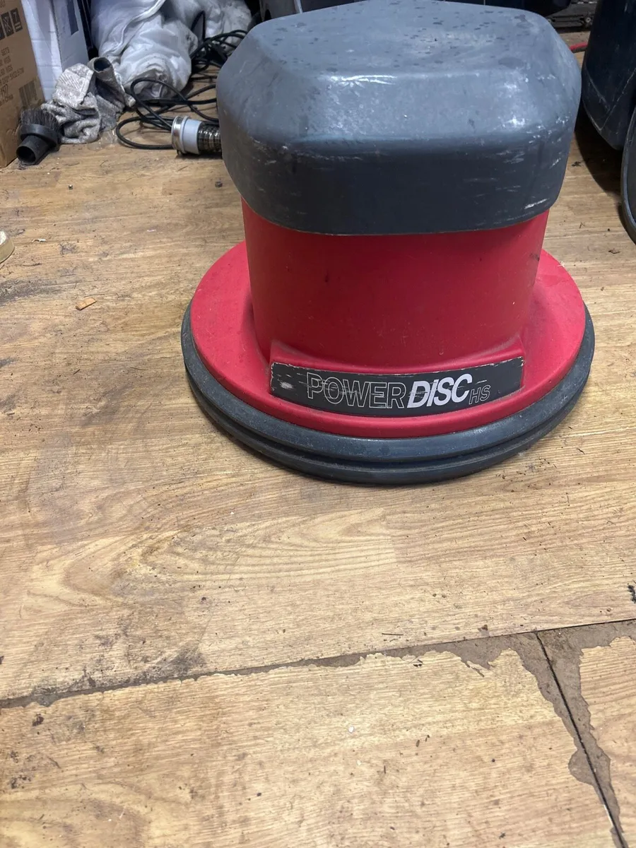 Cleanfix floor polisher scrubber buffer - Image 1
