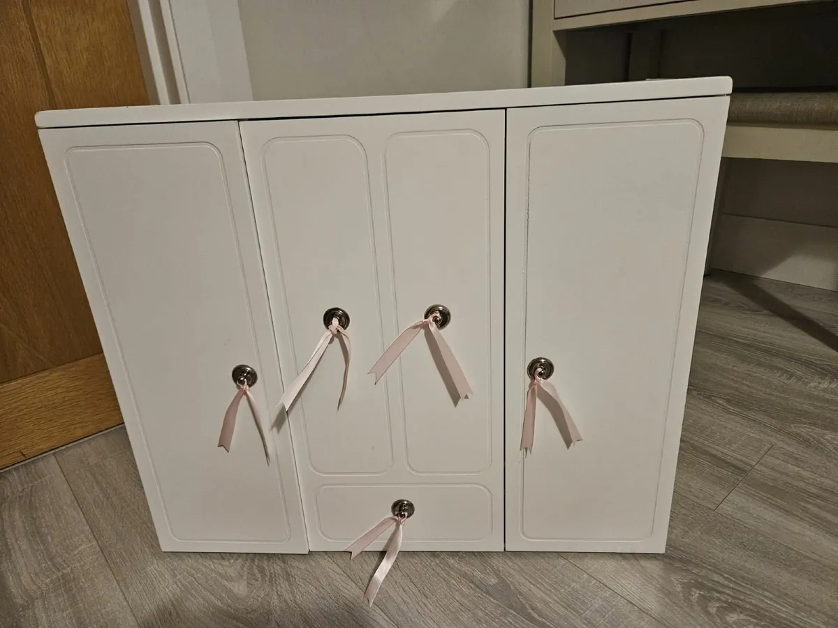 Our Generation Dolls Wardrobe - Image 3