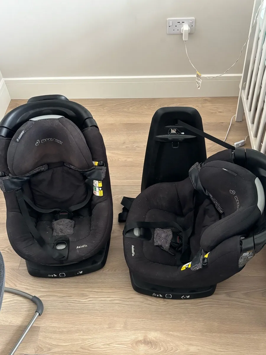 Car seats - Image 4