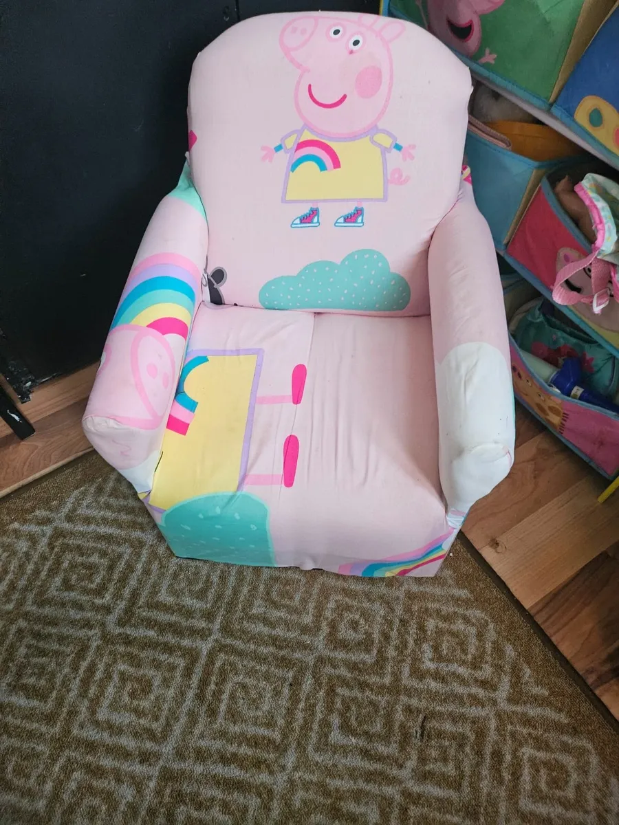 Childrens armchair - Image 1