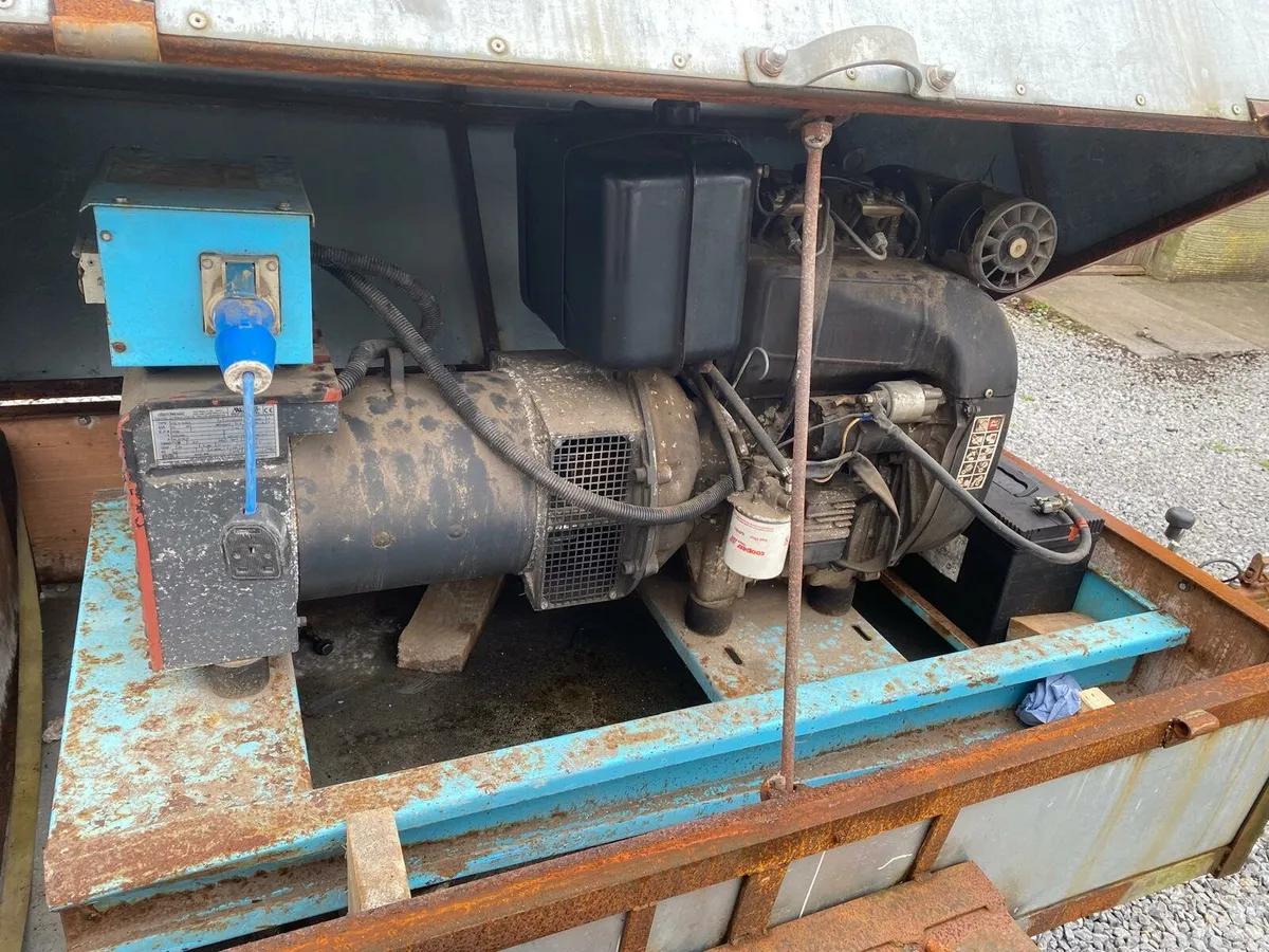 20KVA Ruggerini generator 3 phase and single phase - Image 2