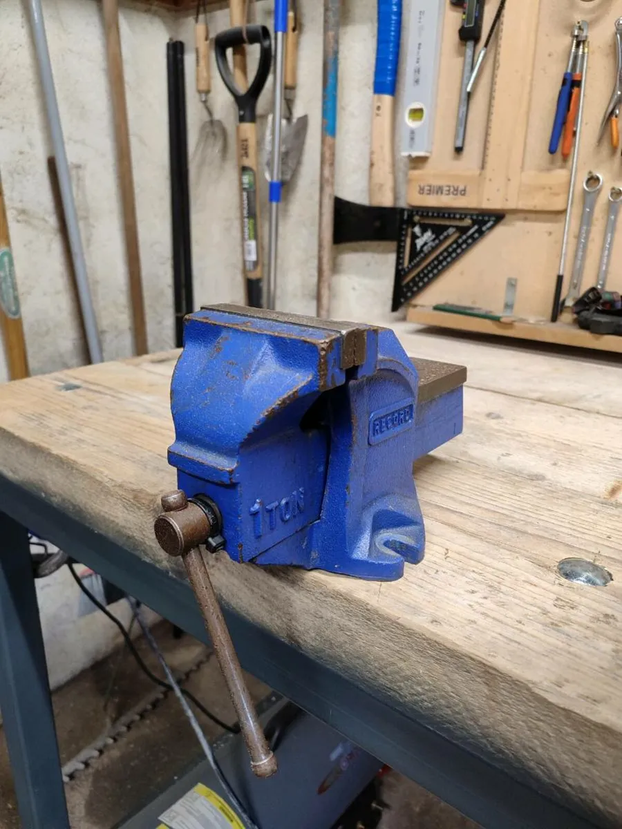 Record Vice - Image 1