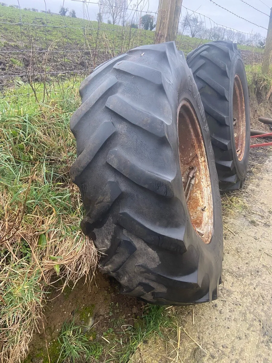 Twin wheels - Image 4