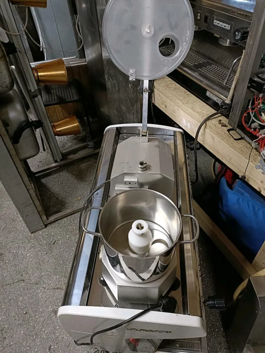 Hommus machine - Image 4