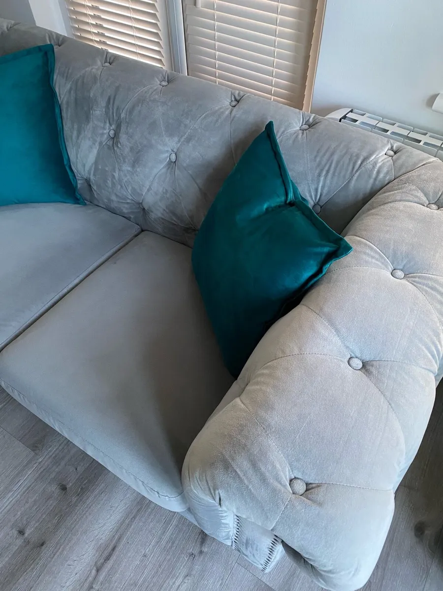 Lovely two seater sofa - Image 2