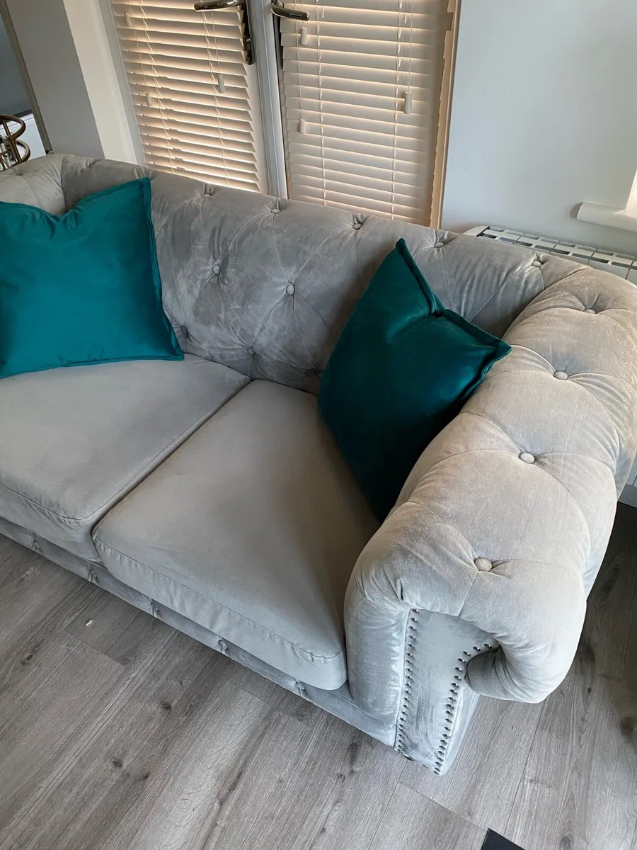 Lovely two seater sofa - Image 1