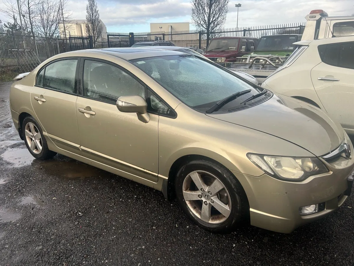 Honda civic 1.8 Manuel - Image 1