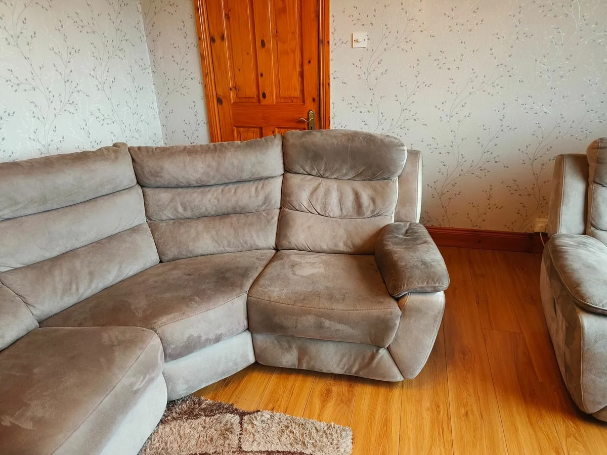 Large Corner Unit Recliner Sofa and Armchair - Image 2