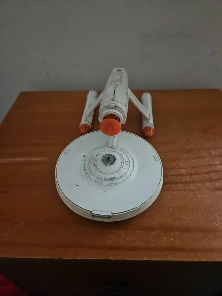 Dinky 1970's Star Trek Enterprise - Image 4