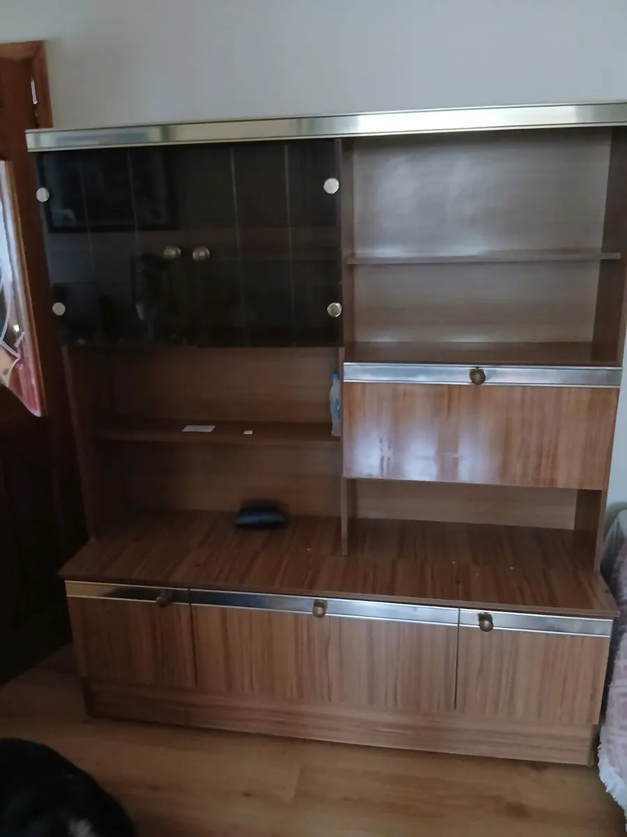 Laminated wooden unit