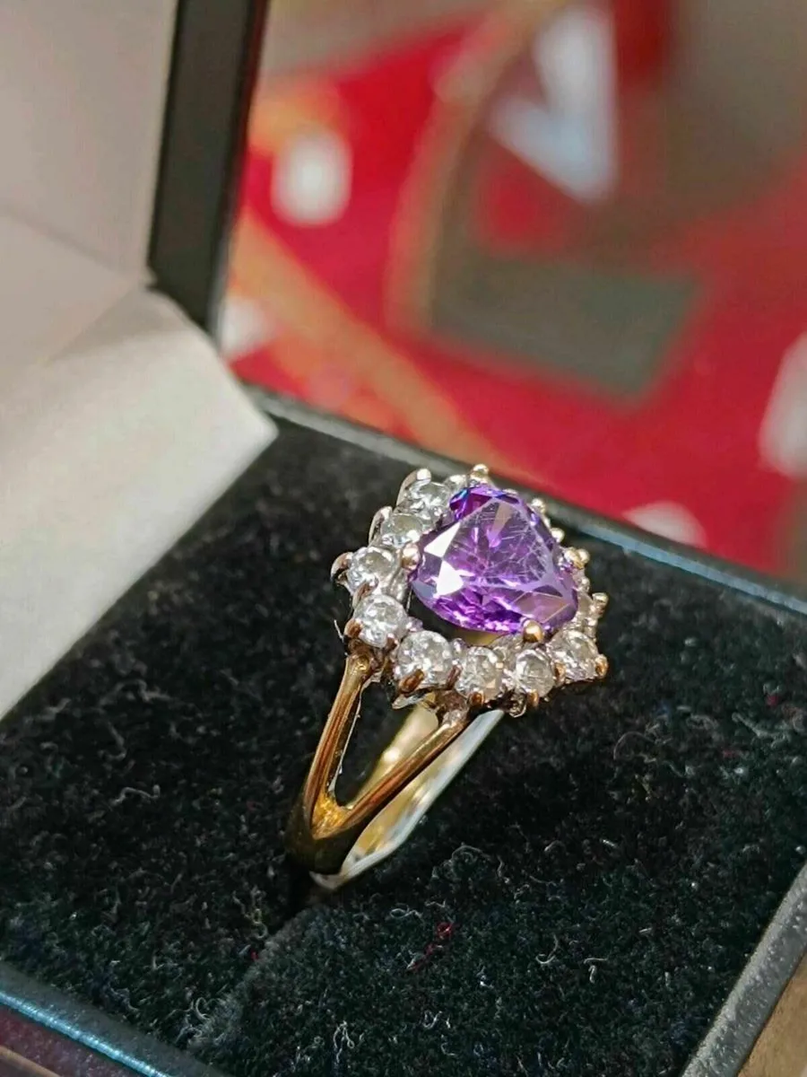 9k Gold Heart Ring , Purple Stone and Zirconias - Image 2
