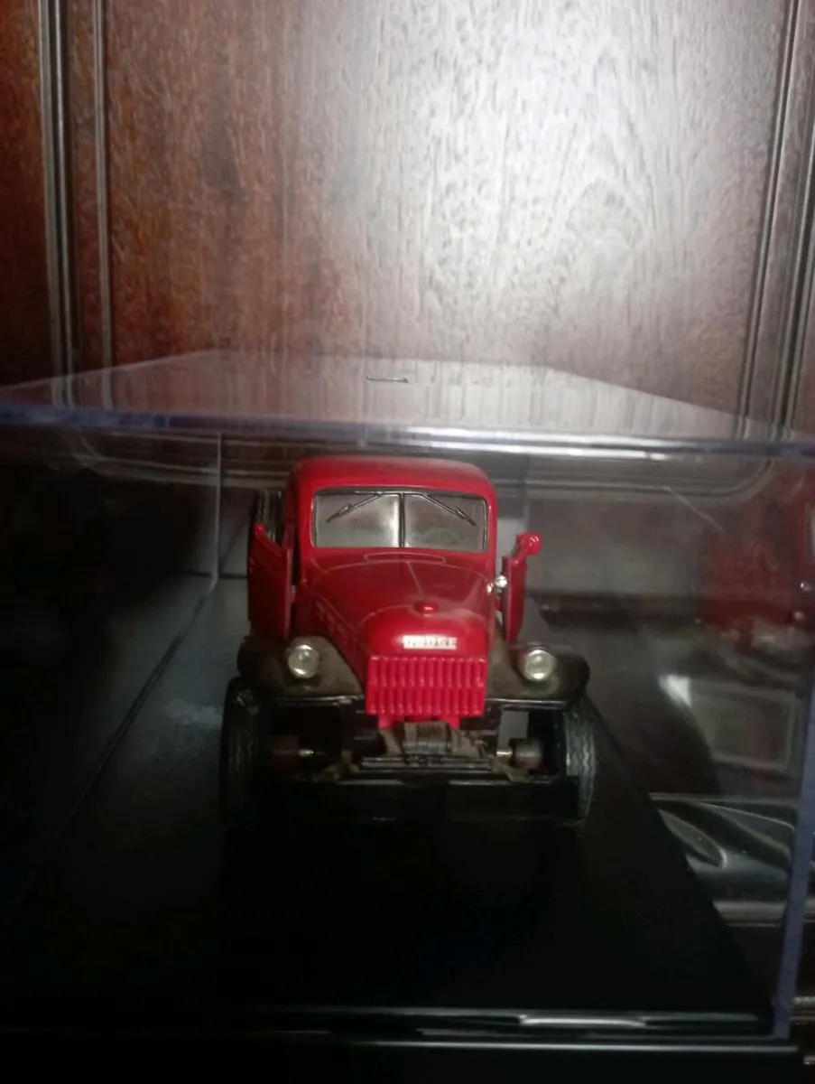 VINTAGE 1946  POWER WAGON EXTREME OFF -ROAD TRUCK - Image 2