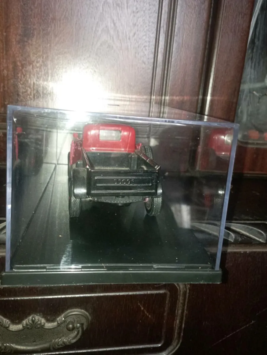 VINTAGE 1946  POWER WAGON EXTREME OFF -ROAD TRUCK - Image 4