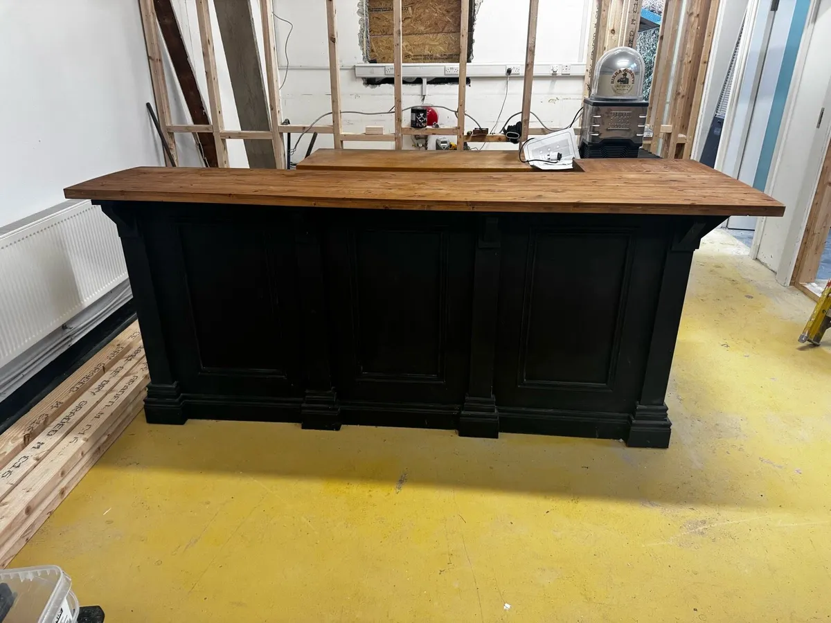 Bar counter - Image 1