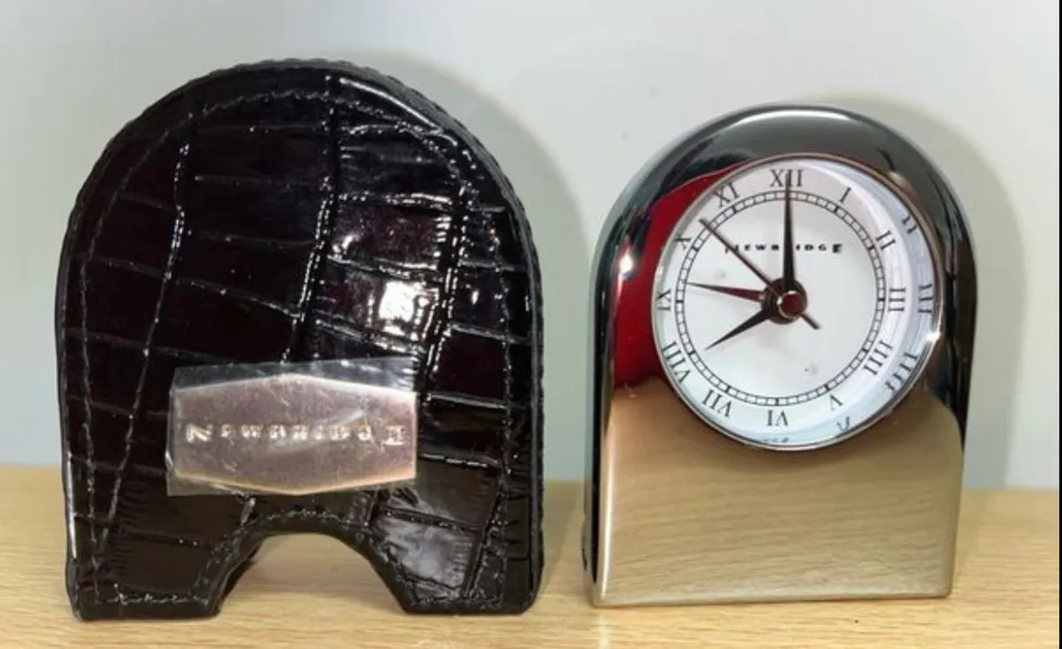 Newbridge Silverware Travel clock and case - Image 1
