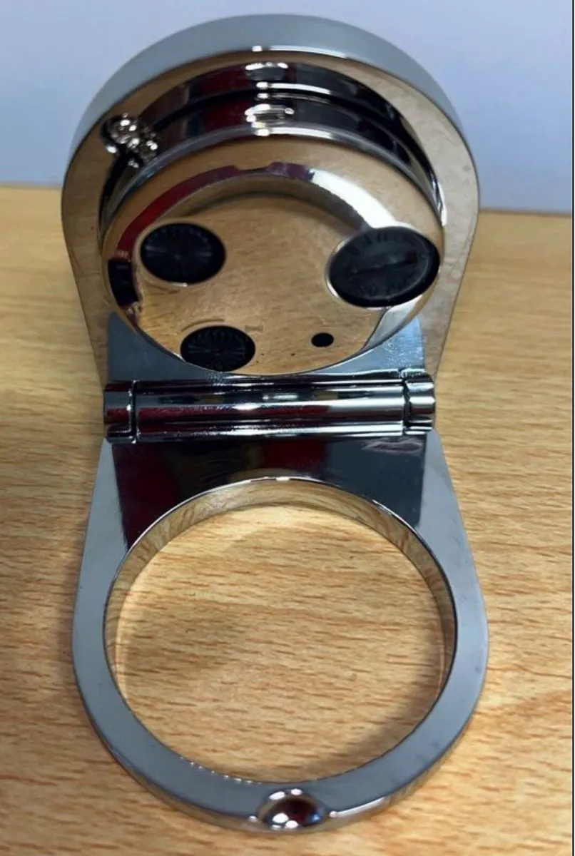 Newbridge Silverware Travel clock and case - Image 4