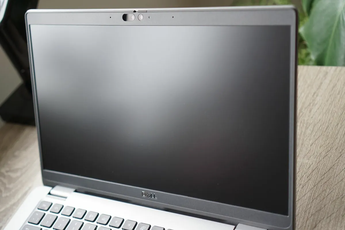 Dell Latitude 5340 13 | i5-1335U (10 Cores) | 8GB - Image 4