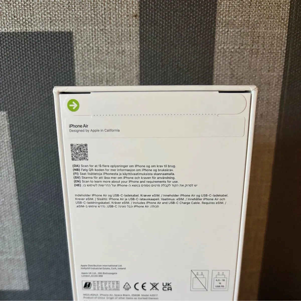 Brand new Apple iPhone AIR 256GB (SIM FREE) - Image 2