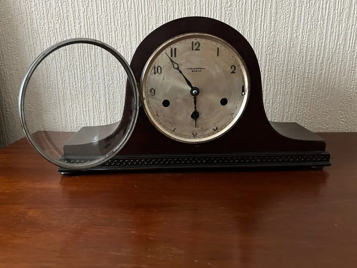 Vintage Mantel Clock - Image 4
