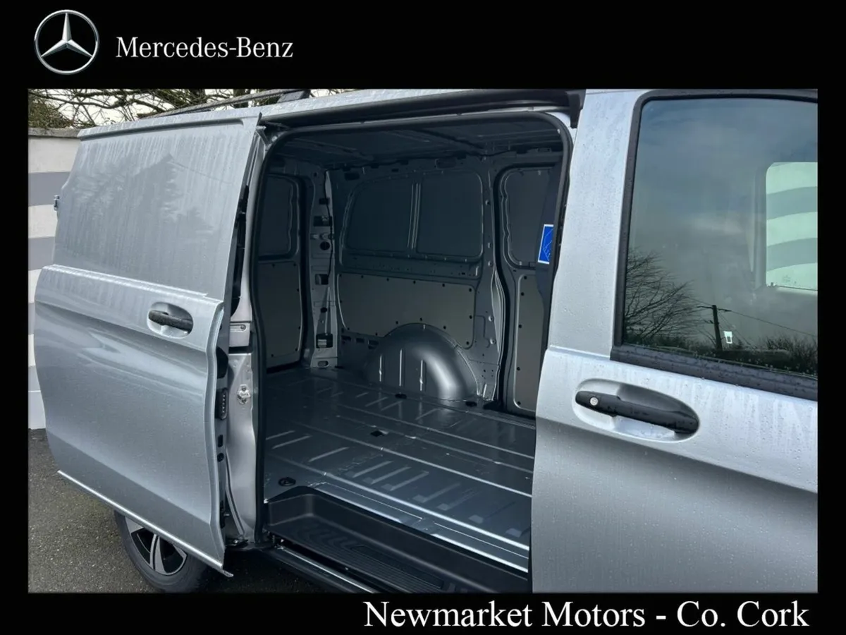 Mercedes-Benz Vito TOP SPECIFICATION 190BHP AUTOMA - Image 3