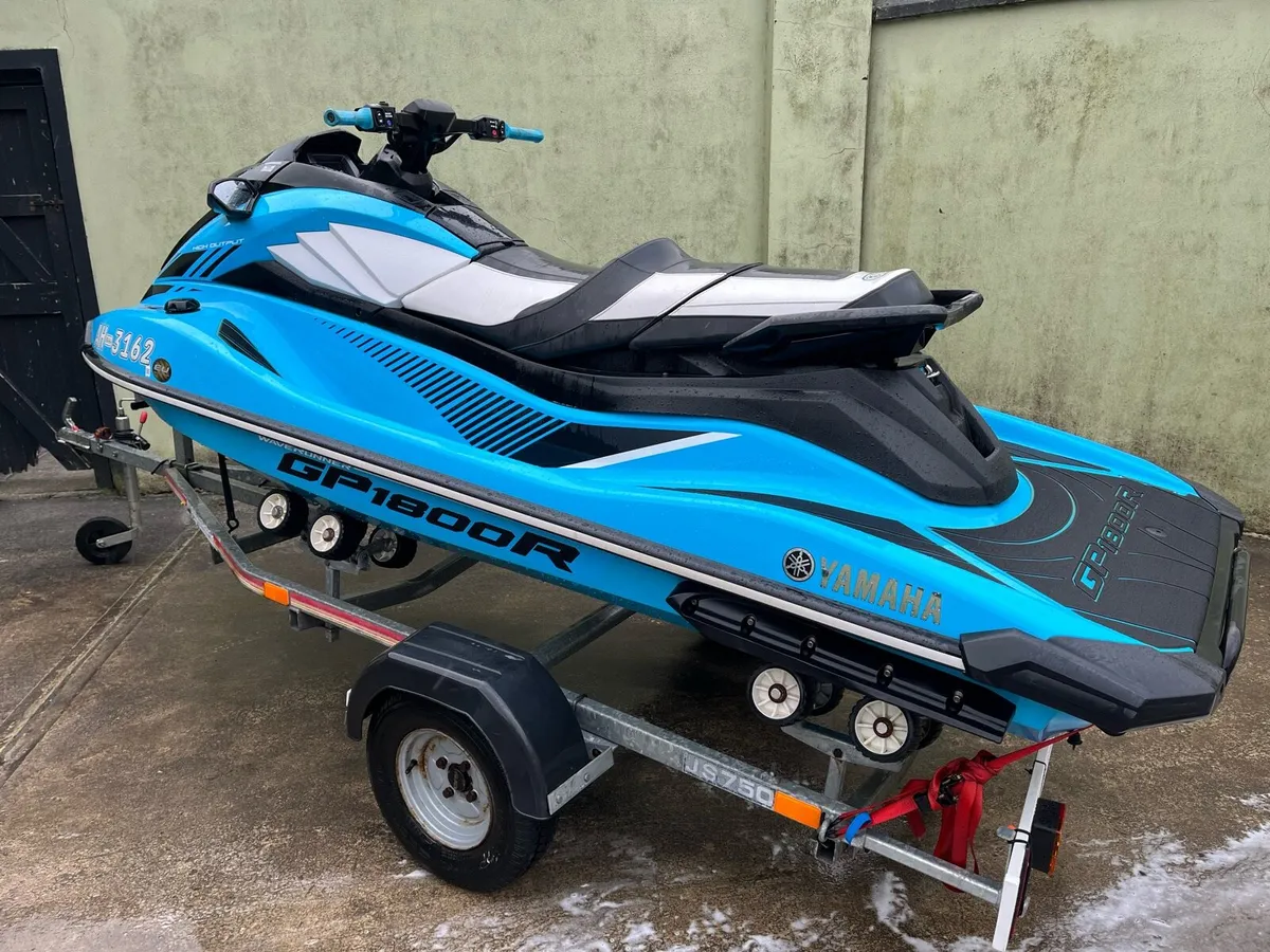 2022 YAMAHA GP1800R HO JETSKI WAVE RUNNER - Image 4