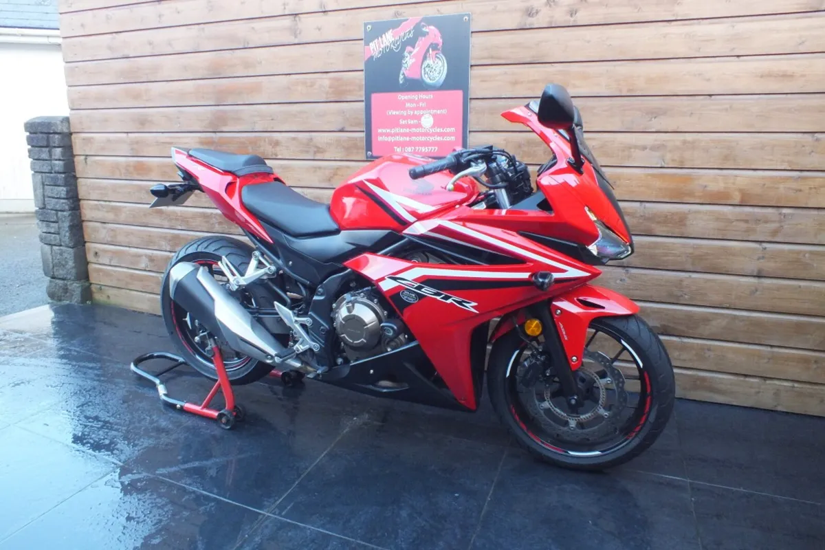 2017 Honda CBR500R (Low Miles & MINT.) - Image 4