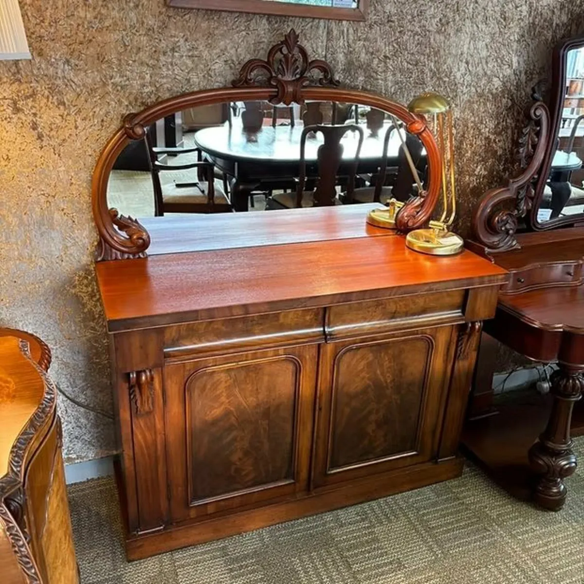Victorian mahogany mirror back chiffonier