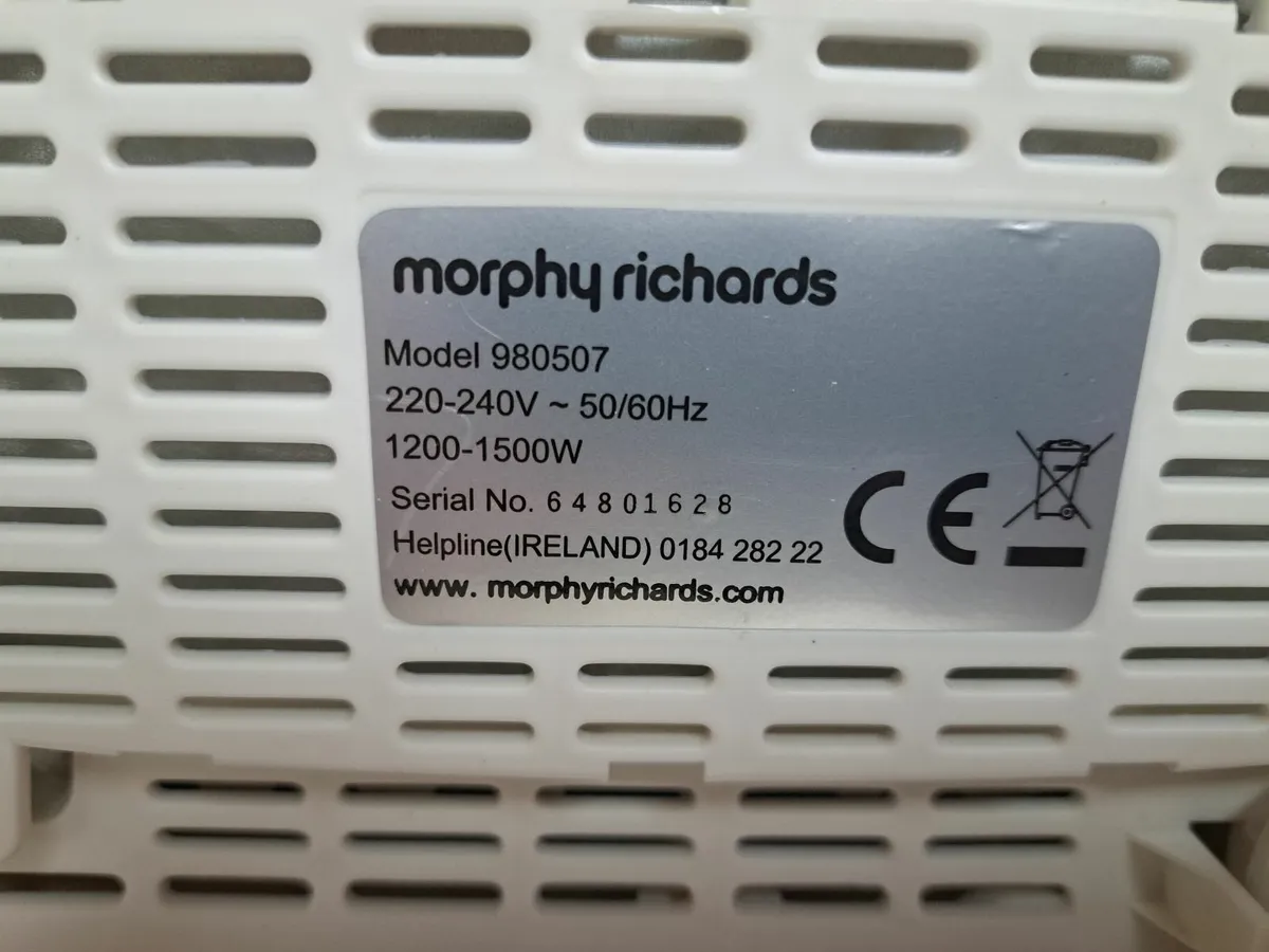 TOASTER  MORPHY RICHARDS - Image 3