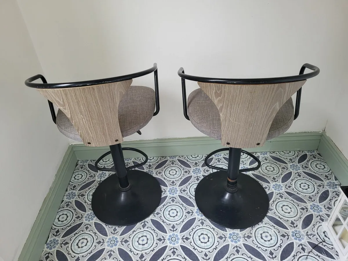 Stools - Image 2