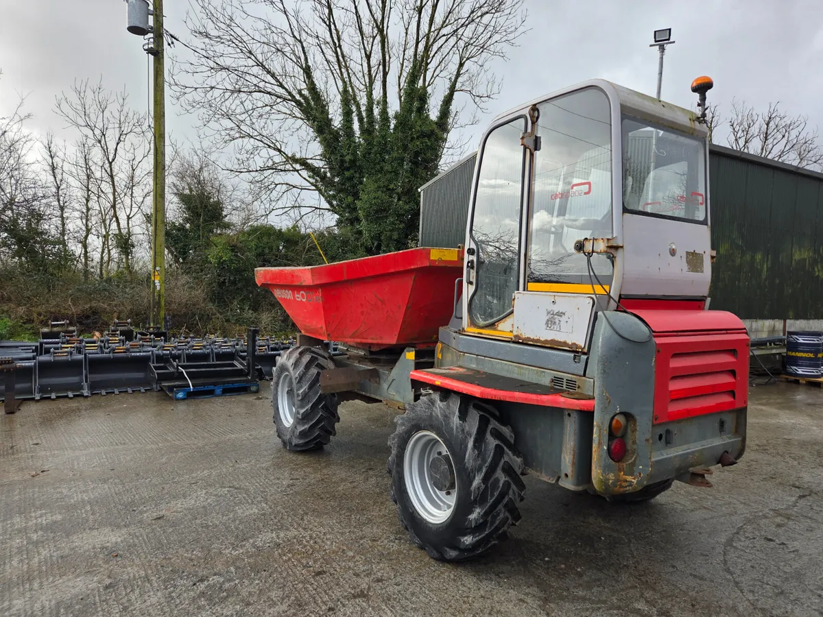 NEUSON 6  TON SWIVEL   FACTORY CAB - Image 4