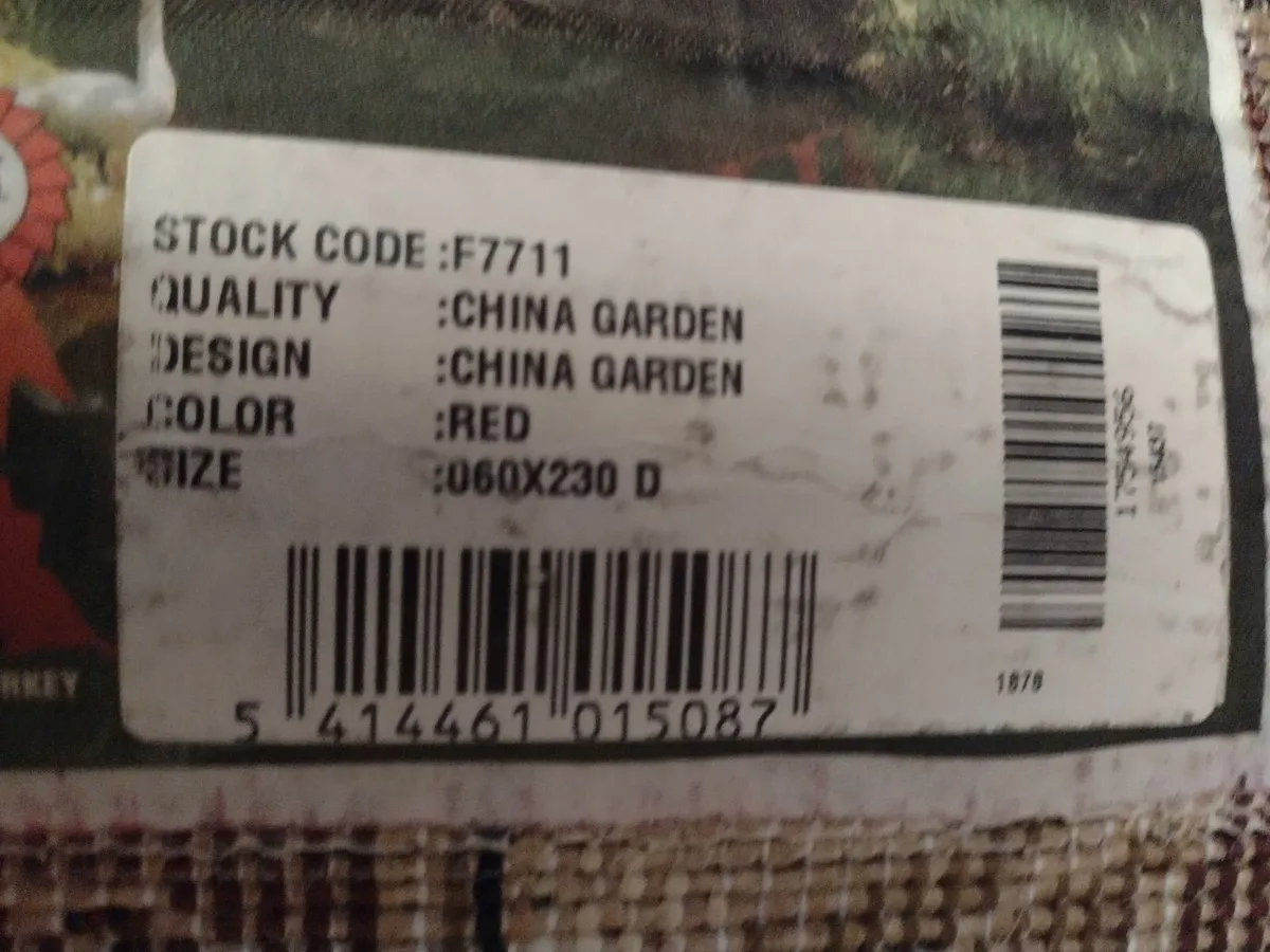 As new lovely burgundy pattern hall rug - Image 4