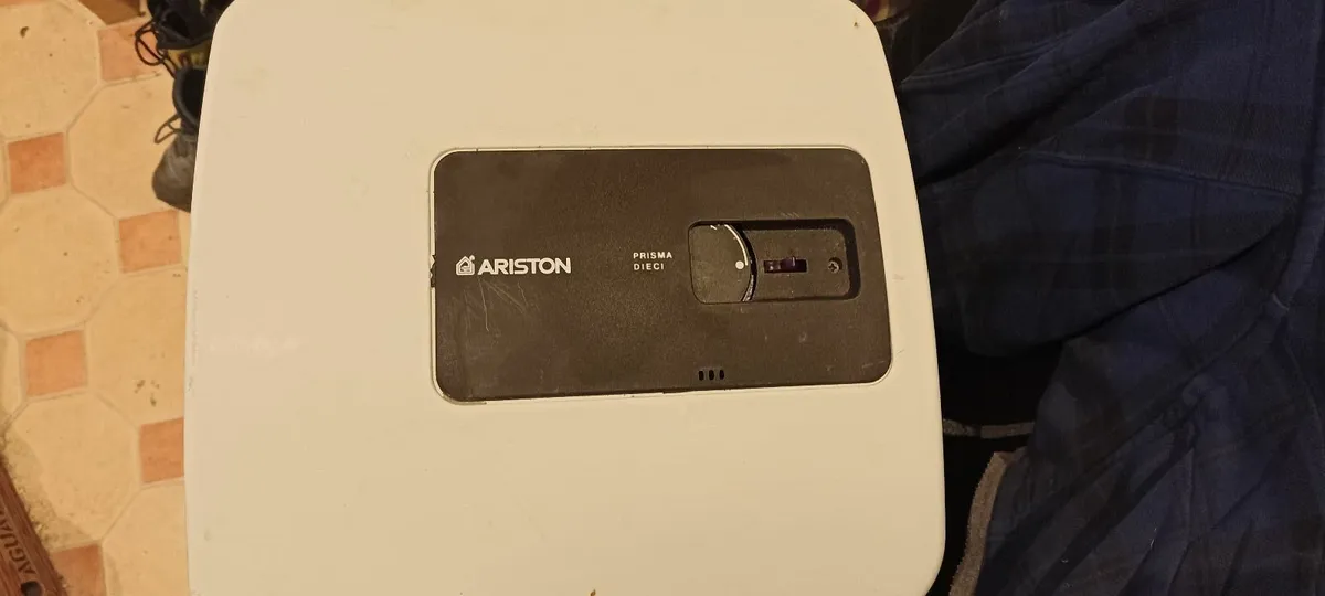 Ariston Undersink Water Heater - Image 4