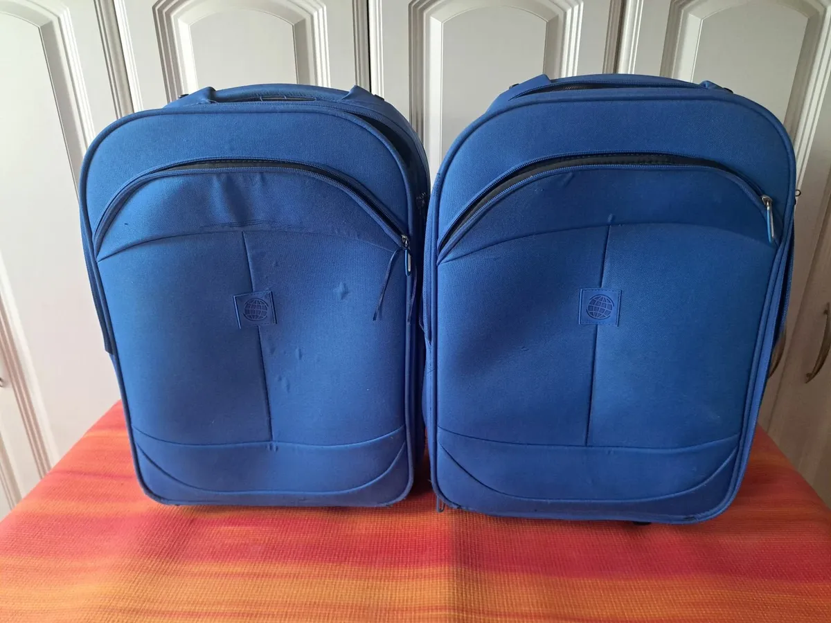 SUITCASES  BLUE MATCHING PAIR - Image 1