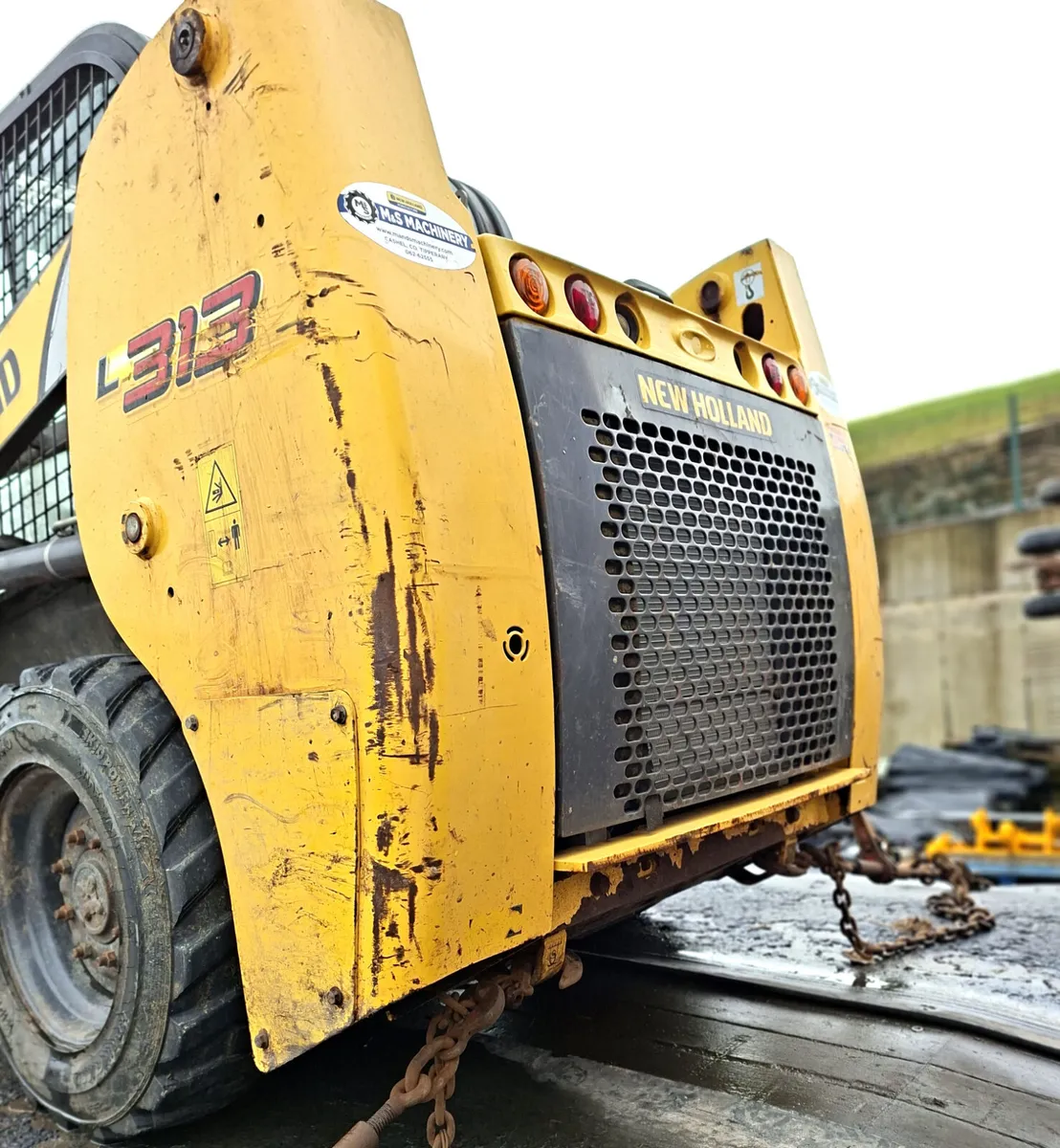 NEW HOLLAND L313 SKIDSTEER - Image 3