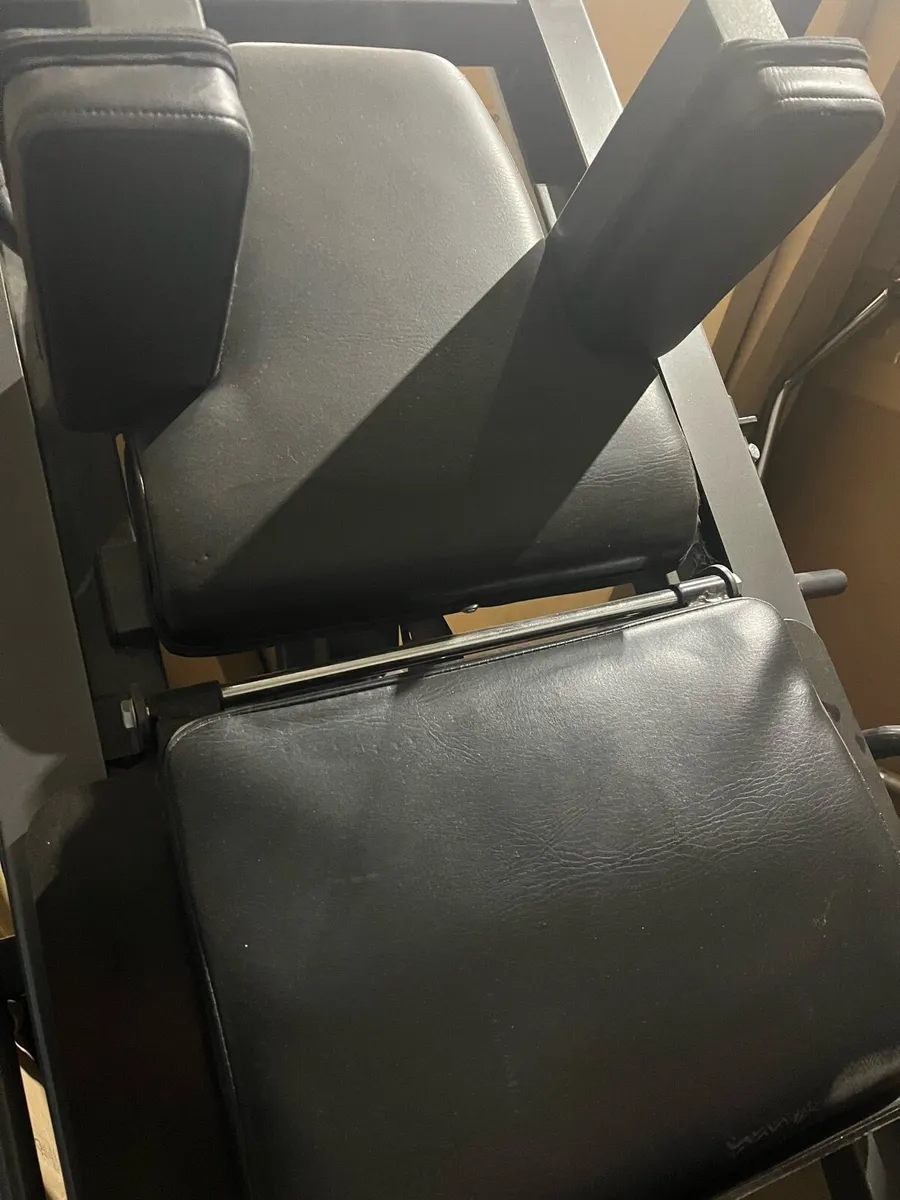 Gym equipment - Image 3