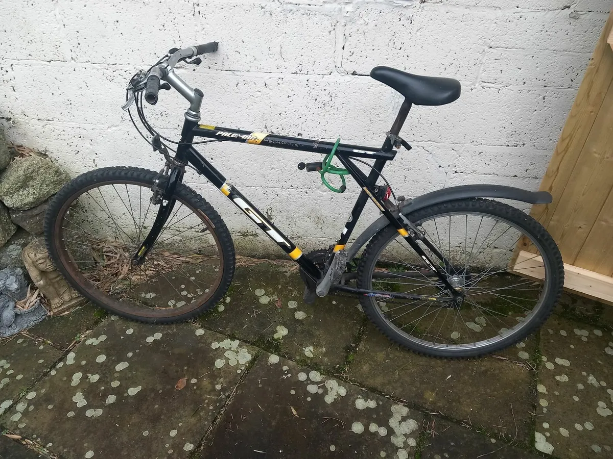 Man's Bike - Image 1