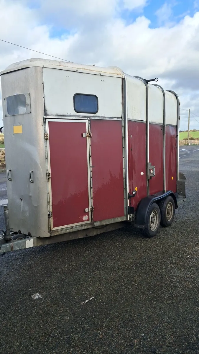 Horse box - Image 3