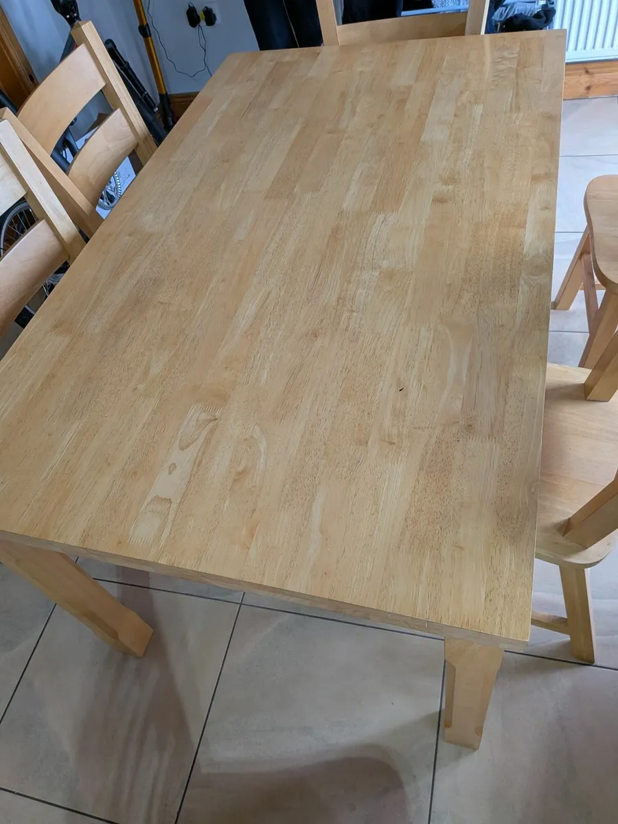 Table and 6 chairs - Image 3