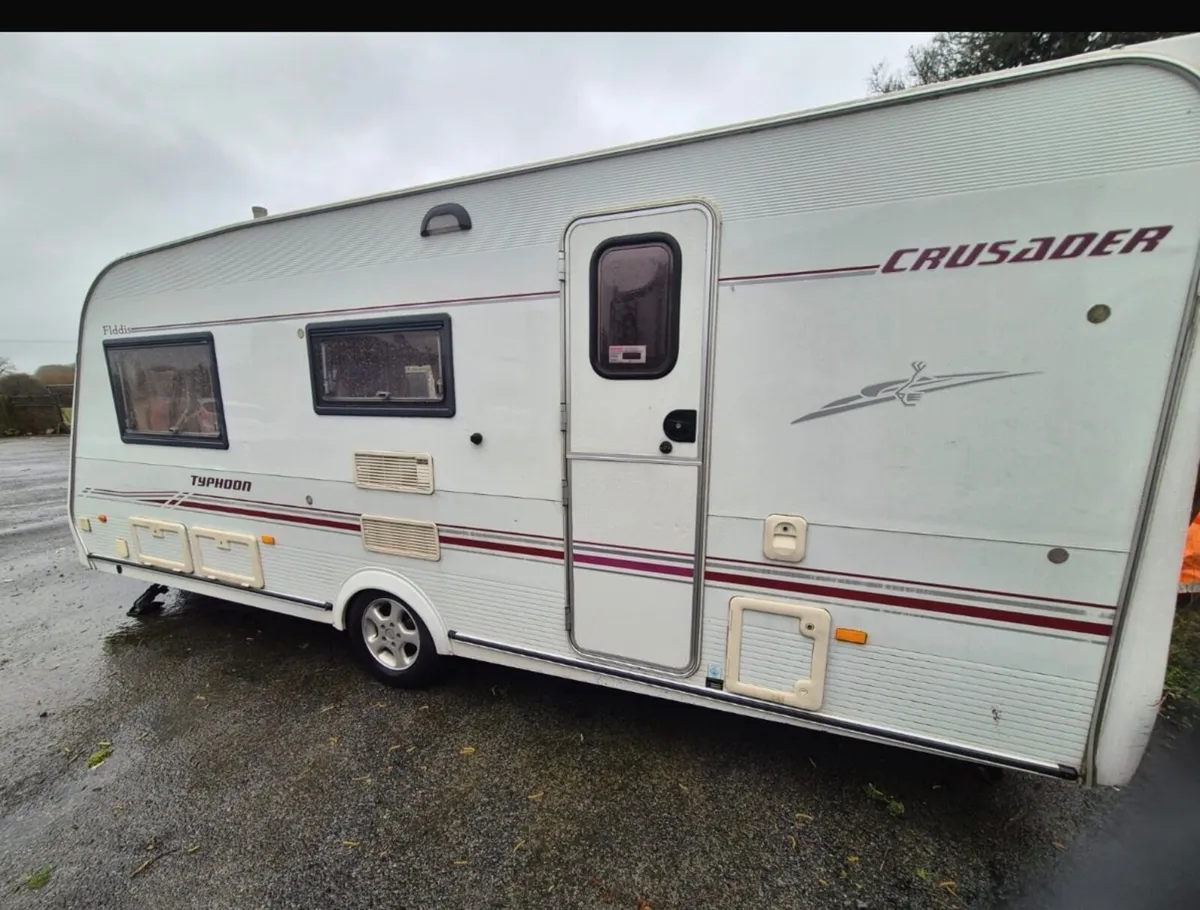 2006 caravan - Image 3