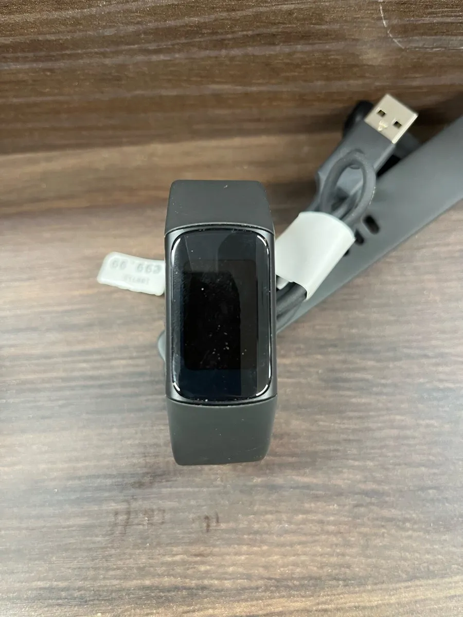 Fitbit Charge