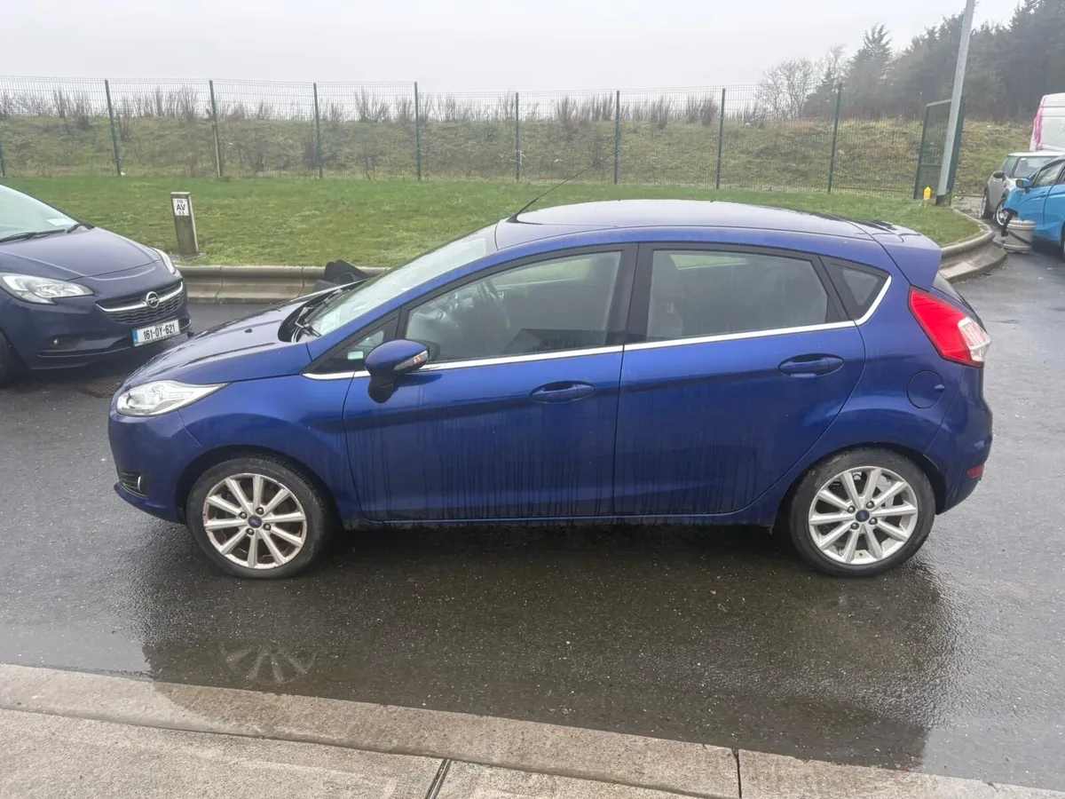 Ford fiesta 1.0 liter eco boost 2016 - Image 4
