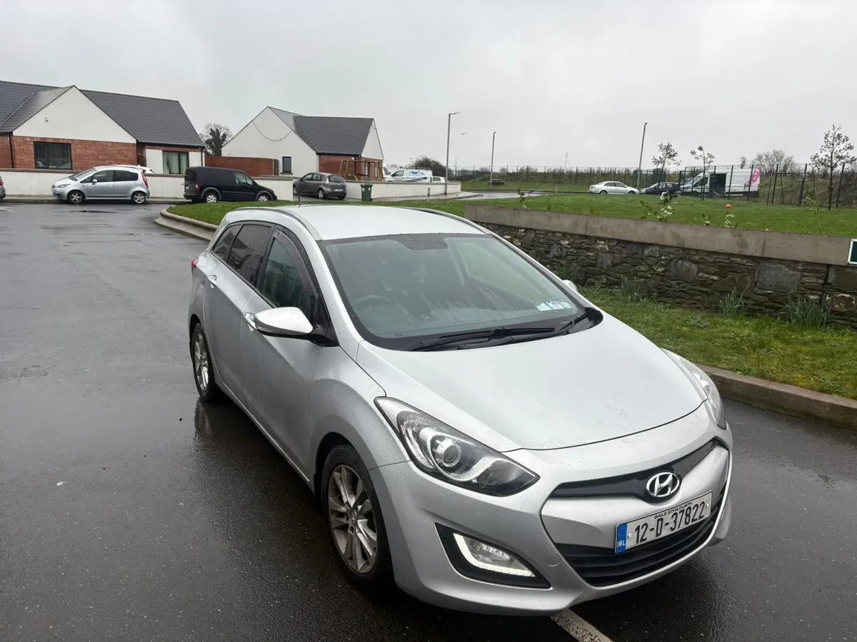 2012 Hyundai i30 1.6 diesel 250 kilometres - Image 2