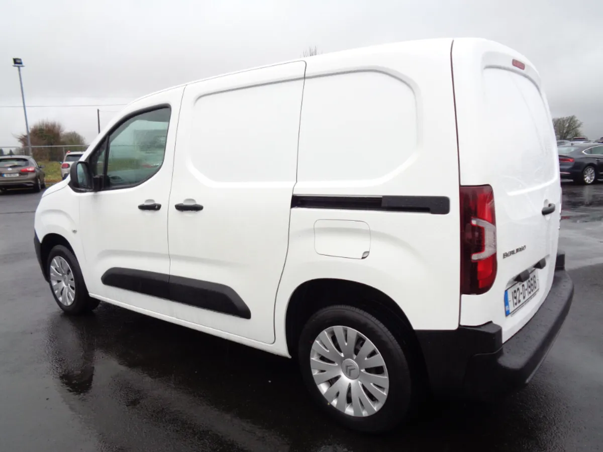 Citroen Berlingo LX Bluehdi 75 650KG M 2DR - Image 3