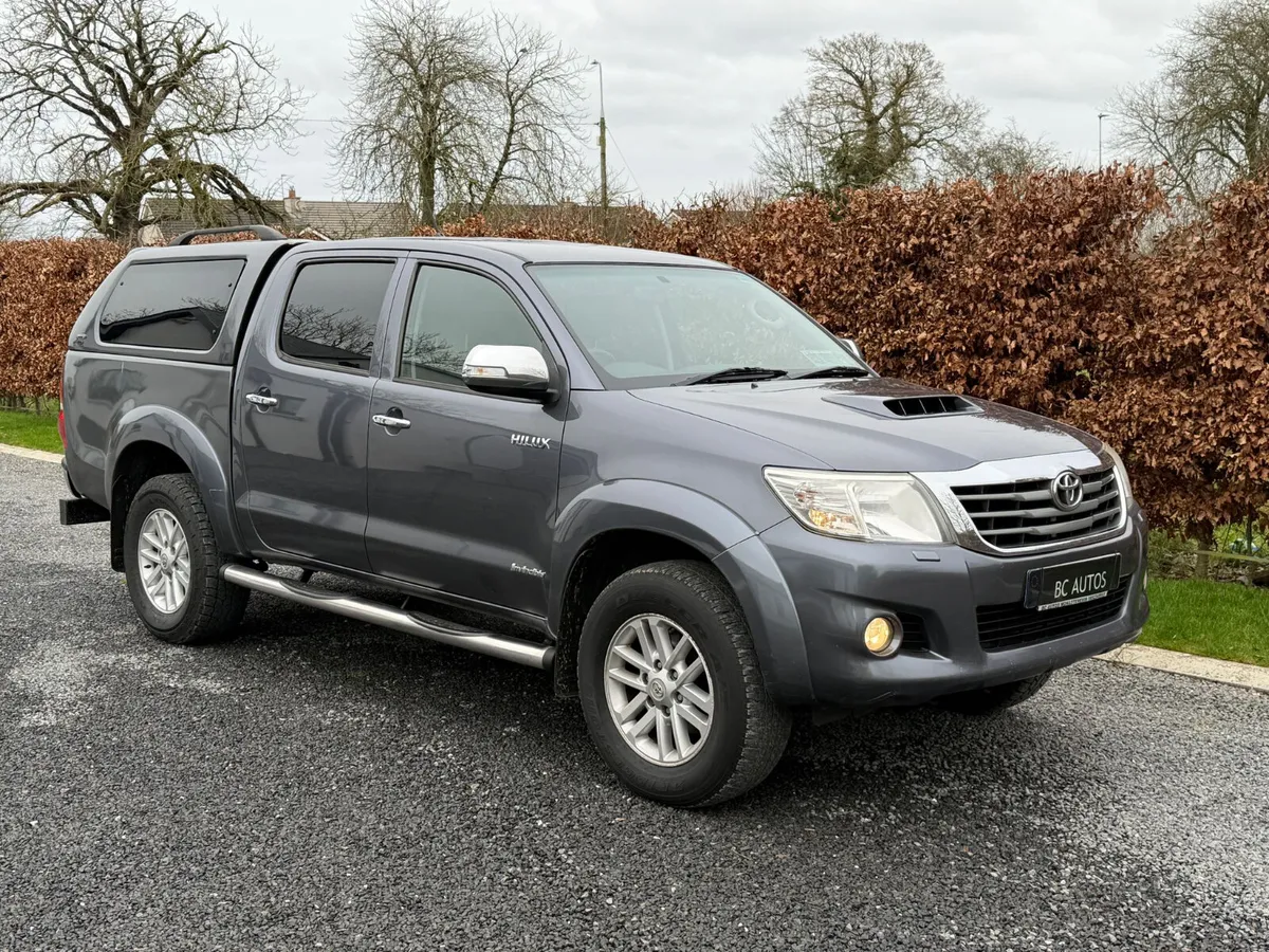 2014 Toyota Hilux 3.0 D4D Invincible 5 Seat N1 - Image 1