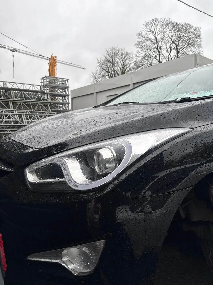 2013 Hyundai i40 1,7 diesel for parts - Image 4