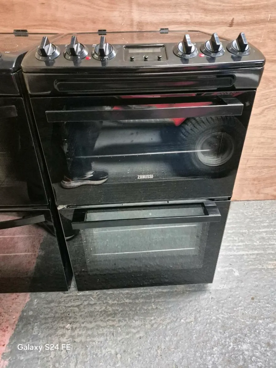 Zanussi Freestanding Electric Cooker 55cm - Image 3