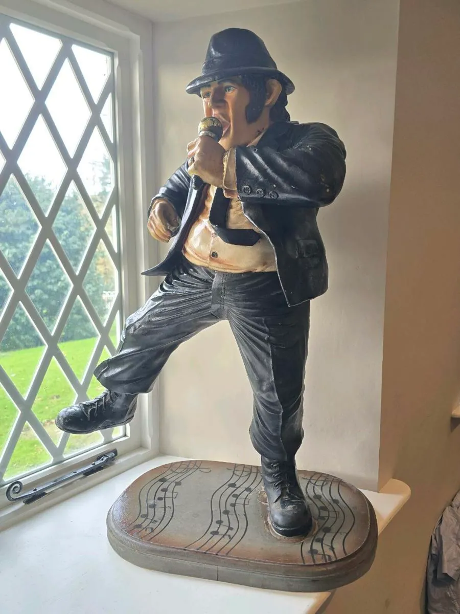 Pub memorabilia - 2 ads - Image 1